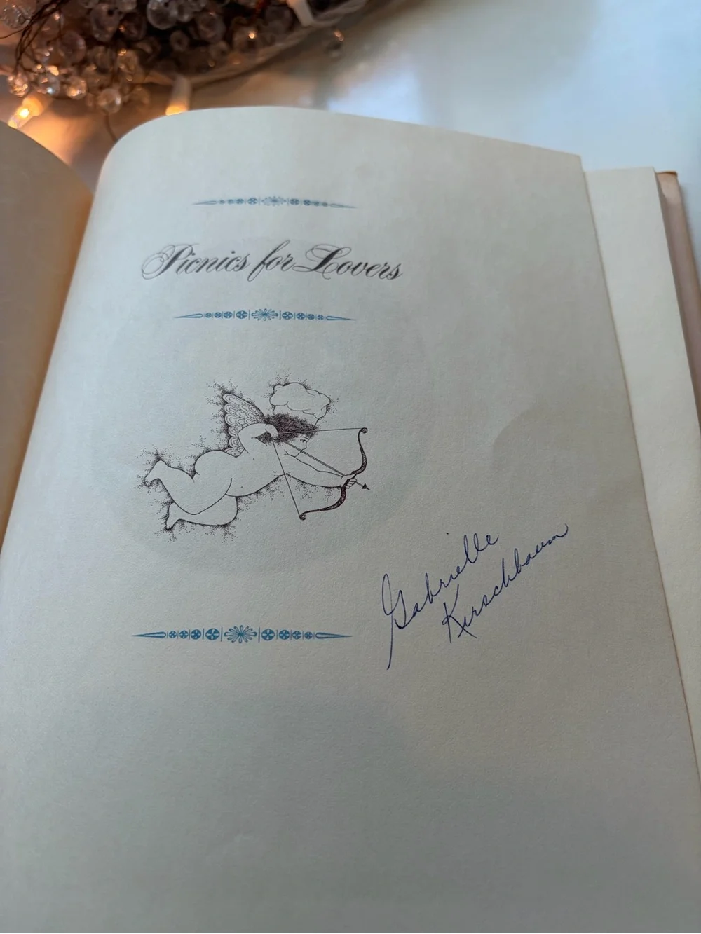 Vintage 80’s Signed Copy of Picnics for Lovers Cookbook by Gabrielle Kirschbaum - Picture 4 of 5